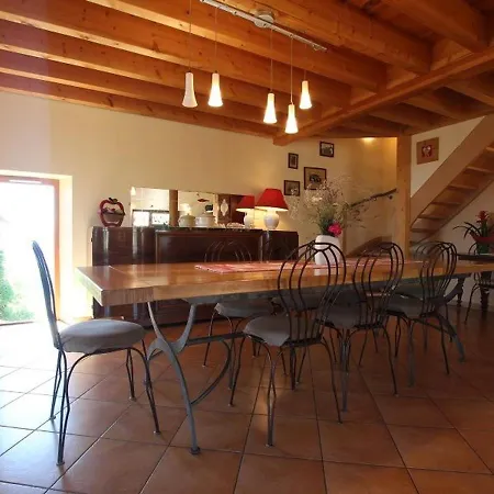 Familial Avec Equipement Bebe, Terrasse Et Jardin Clos A - Fr-1-582-192 Roche-en-Regnier